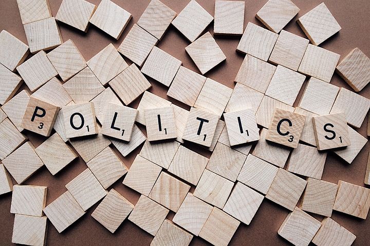politics-2361943__480 ο ΟΣΕ και ο Σίσυφος, Αλέξη Παπαχελά