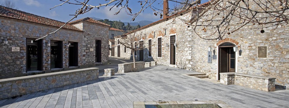 photo1-960x360 Το Μουσείο Βρανά στον Παπάδο της Γέρας