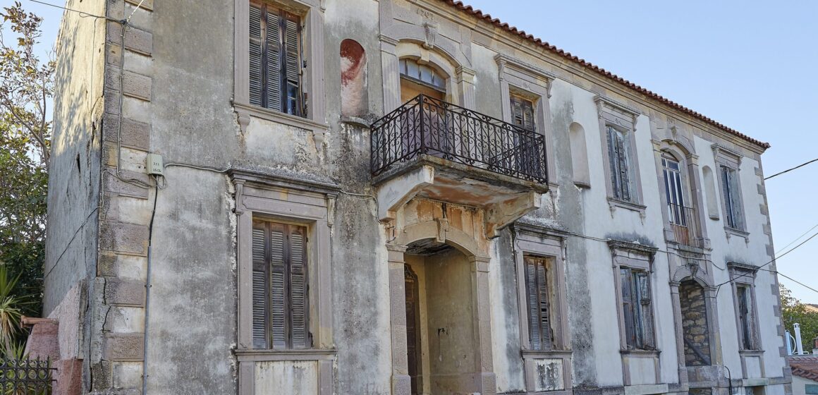 ΦΩΤΟ Νο 22α Ζητούνται σπίτια για μακροχρόνια μίσθωση στο χωριό μας