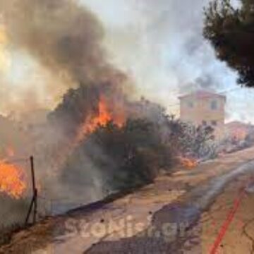 αρχείο λήψης.jpgφωτια βατερα αρχείο λήψης.jpgφωτια βατερα