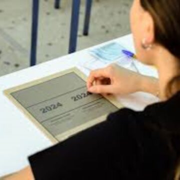  Πανελλαδικές εξετάσεις: Άλλη μια χρονιά χαμένη για τα Λύκεια