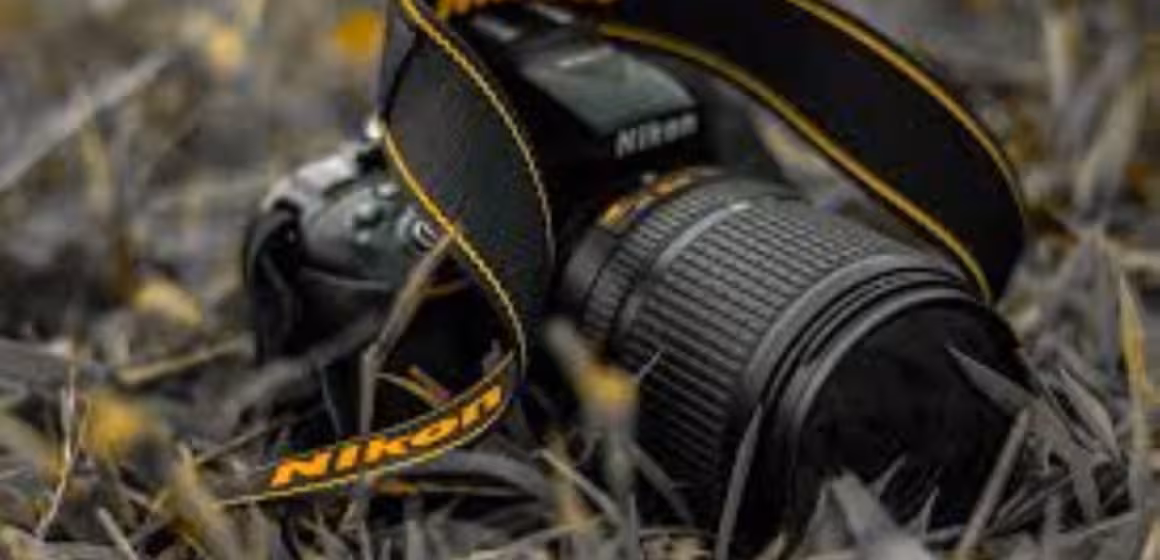 images Ο Γιώργος Αράπογλου και η Nikon (φωτογραφική μηχανή)…